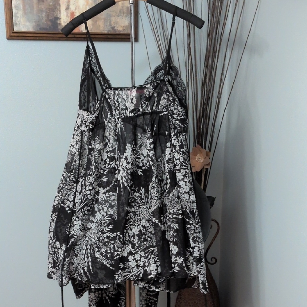Oscar de la Renta Gown & Robe Pink Label 2 Pc. Set - Picture 6 of 6